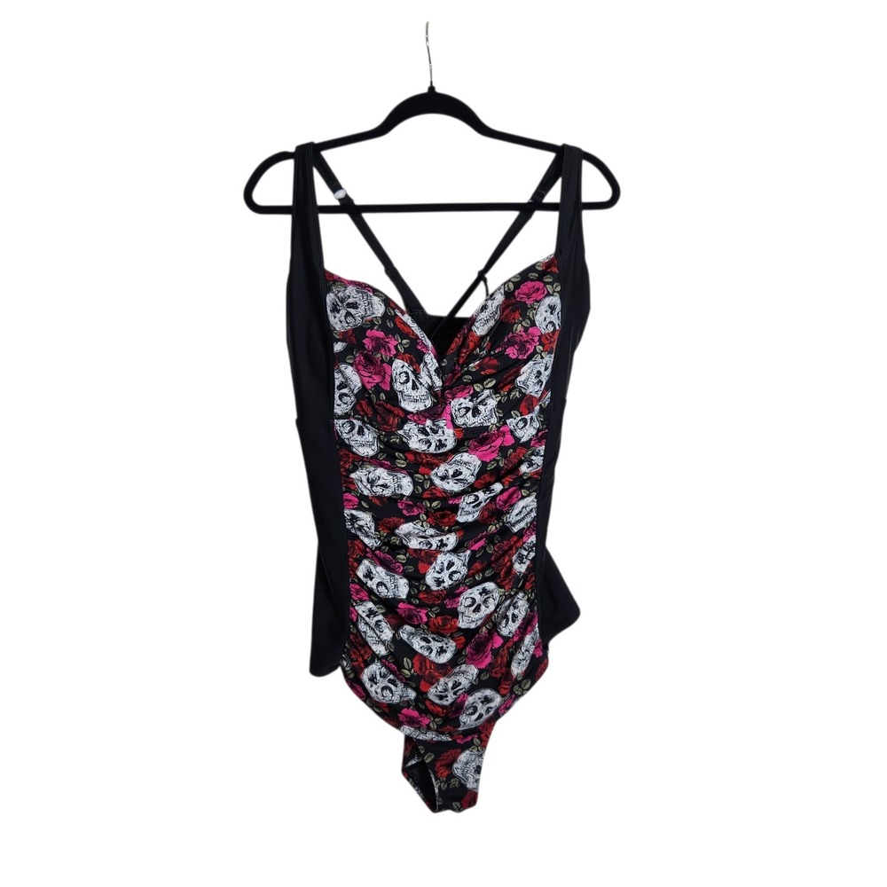 Torrid Women Black Skull Rose Floral Ruched One Piece Swimsuit Size 3 Plus